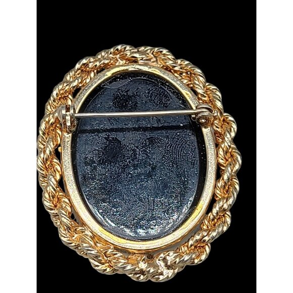 Black & Frosted Glass Cameo Brooch Gold Tone Vintage Victorian Lady Pin - Picture 9 of 14